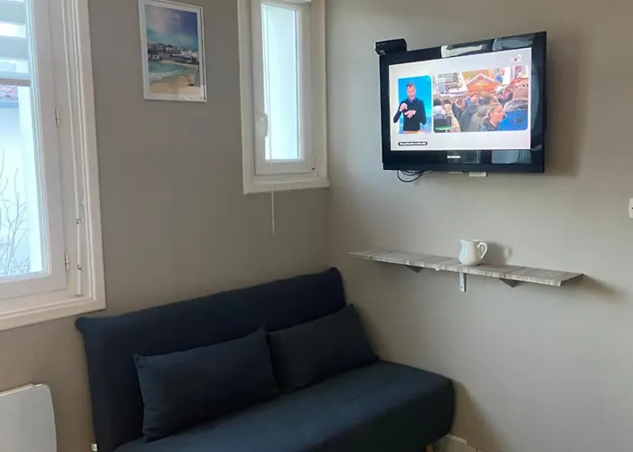 Appartamento 300m De La *